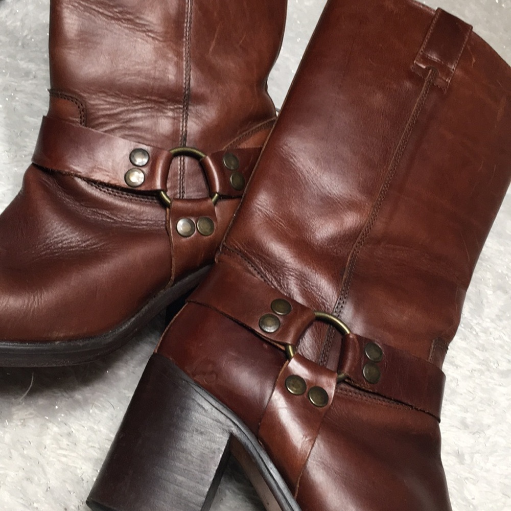 Vintage GUESS boot chunky heel Made in Spain 7.5